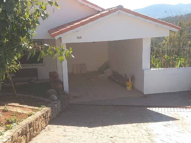 #3 - Casa para Venda em Nazaré Paulista - SP