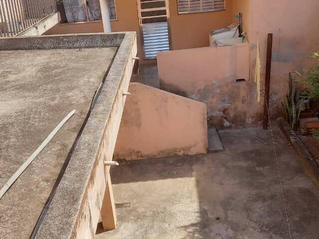 Casa para Venda em Bom Jesus dos Perdões - 4